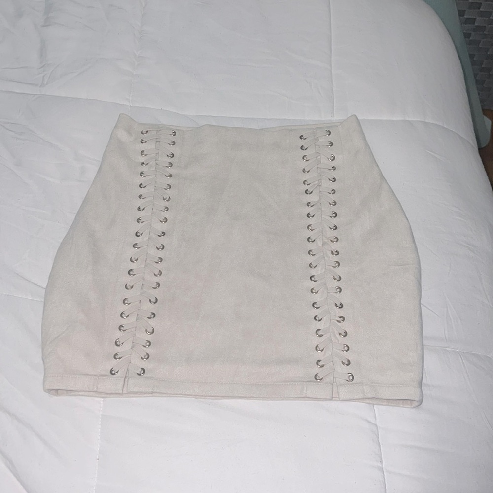 Akira suede beige mini skirt